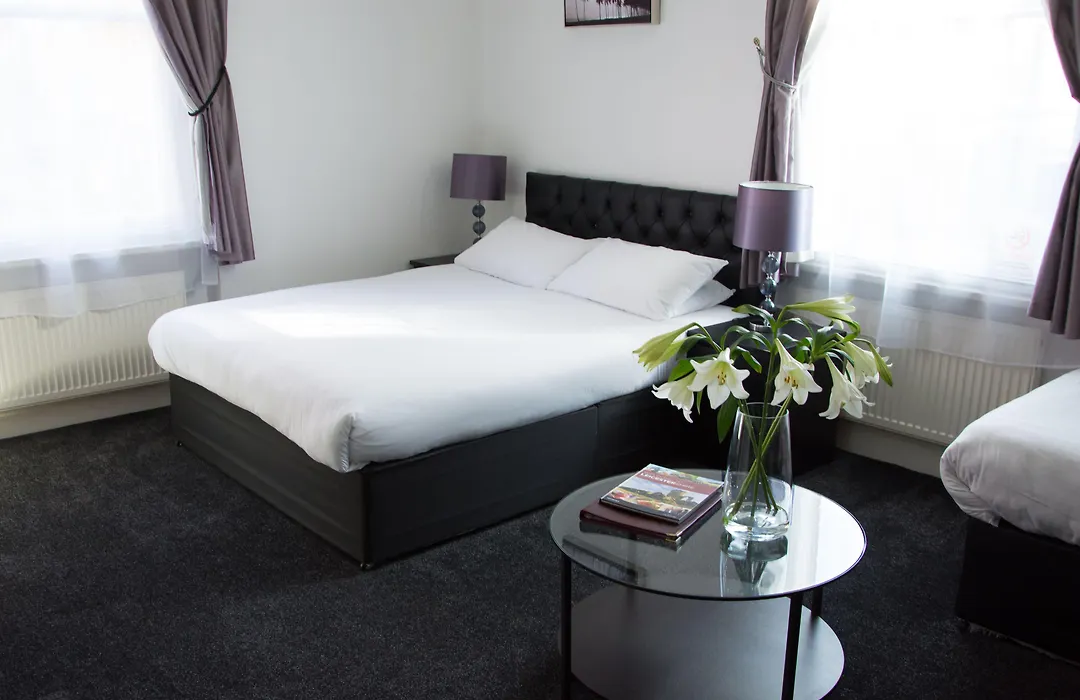 Castle Park Hotel-1